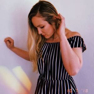 Meet your Posher, Hillaryjane